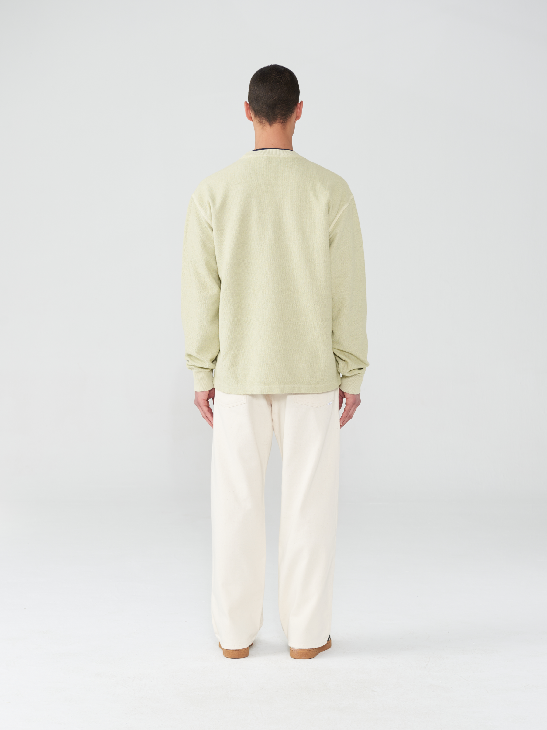 LIGHT GREEN REVERSE CREWNECK